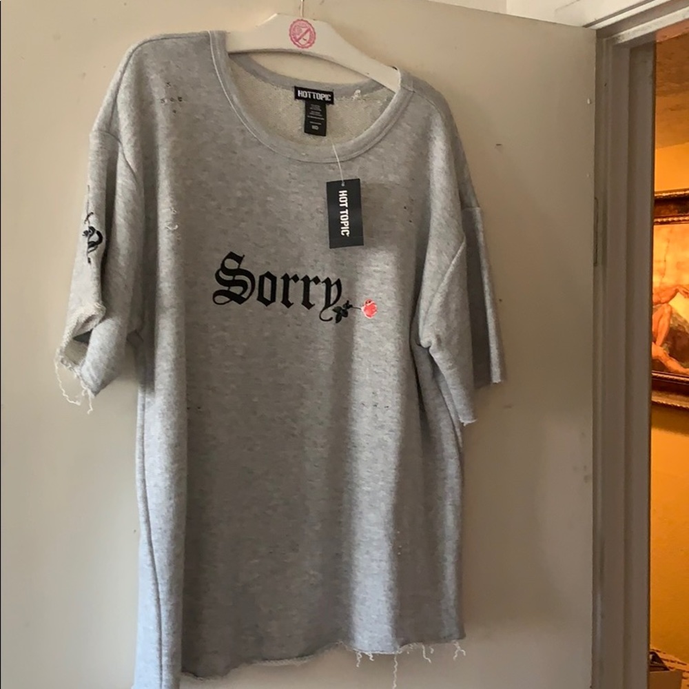 Gray destructed nope top with a rose 🌹